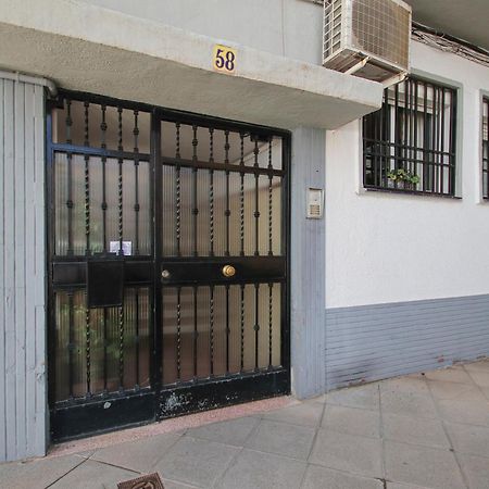 Spacious 2 Bedroom Apt In The Heart Of Triana Siviglia Esterno foto