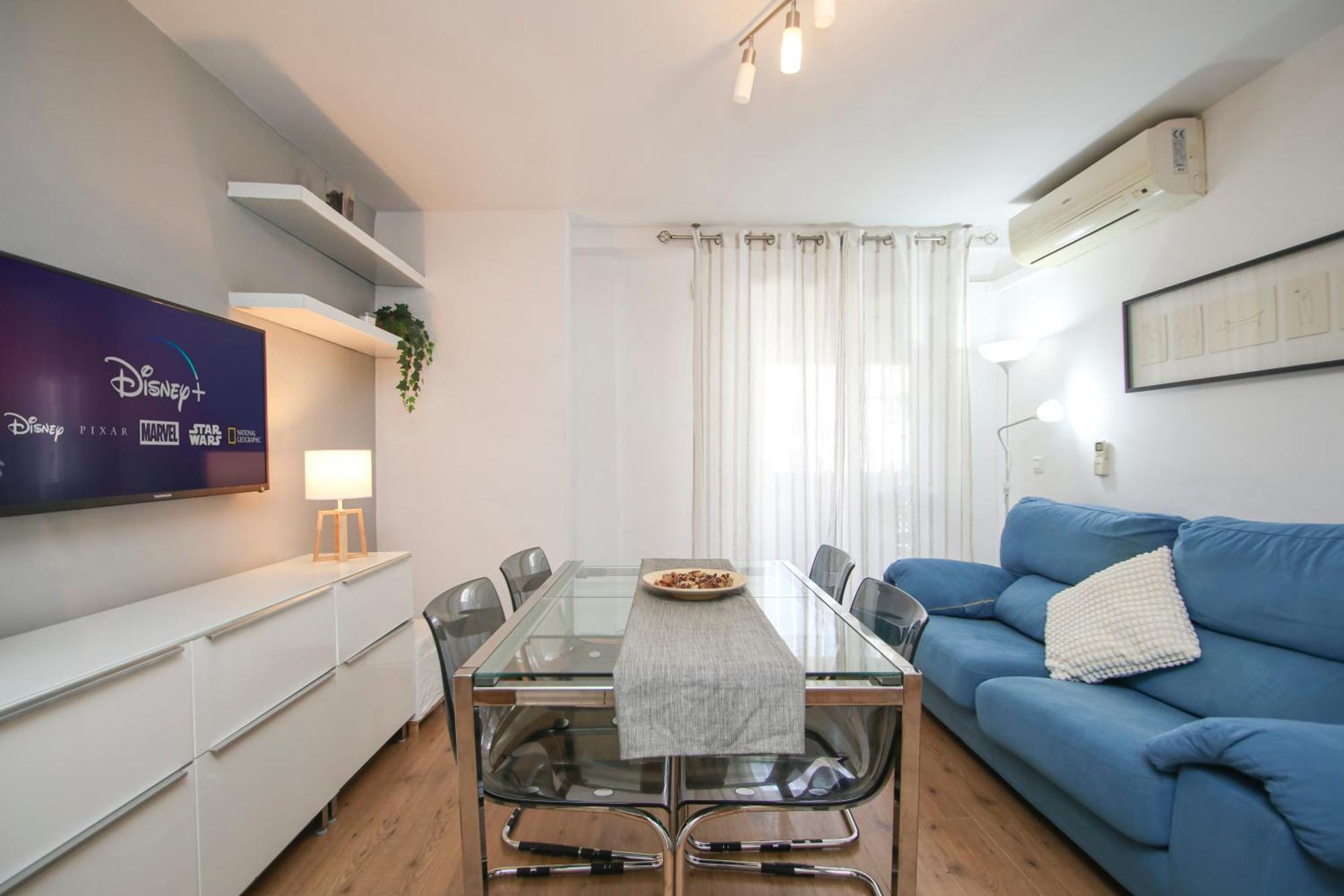 Spacious 2 Bedroom Apt In The Heart Of Triana Siviglia Esterno foto